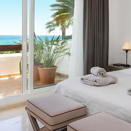 Apartment Beachfront Luxury - Monteros Palm *