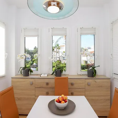 Beachfront Luxury - Monteros Palm Apartment Marbella